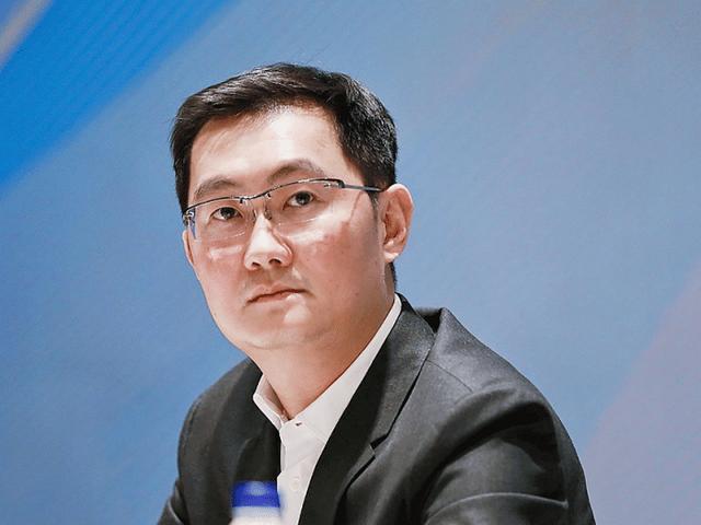 腾讯向苹果服软第二天,阿里动手了,助力华为向美国巨头发起反攻