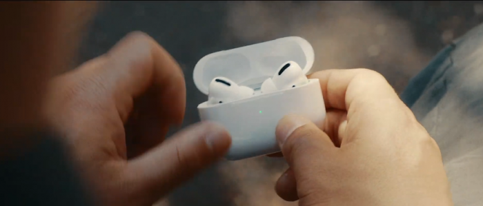 苹果公司分享名为“Jump”的全新AirPods Pro广告